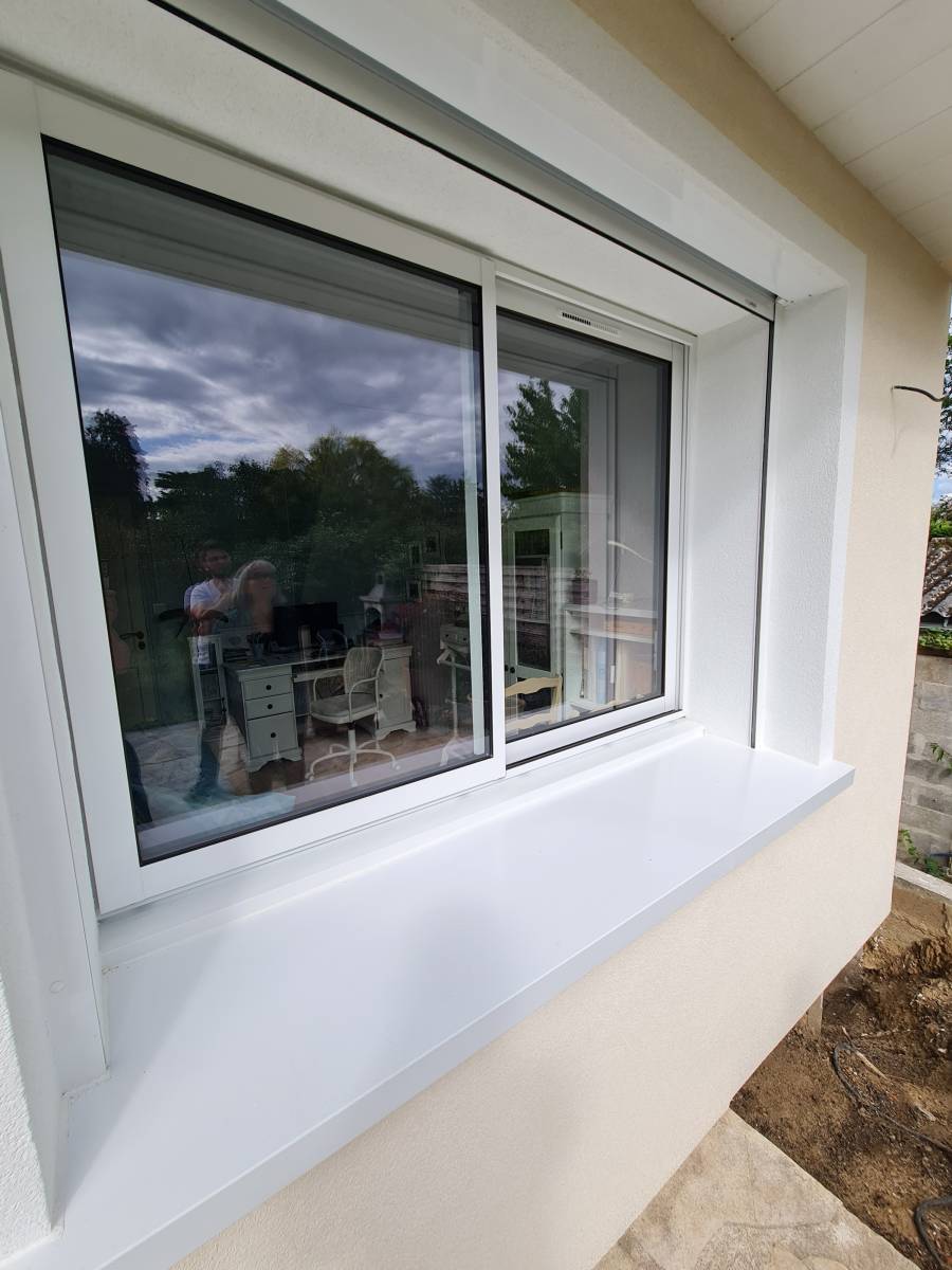 Volets spéciaux pour isolation par l'extérieur totalement invisibles